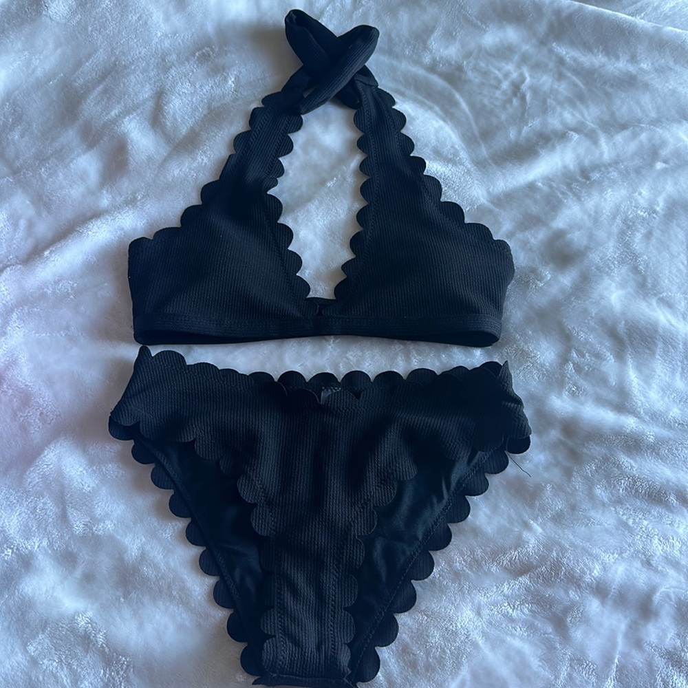 Black Bikini